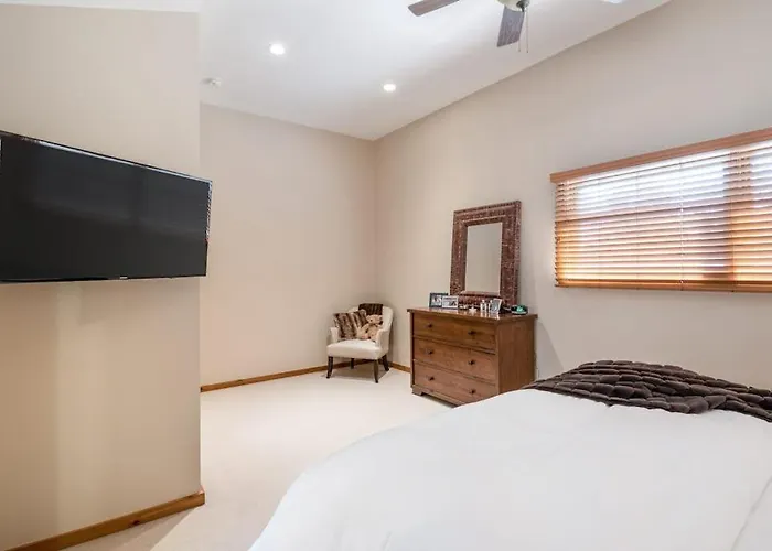 Apartment 622 Tamarack Wilson