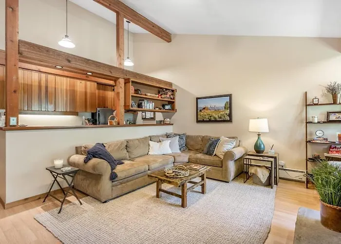 622 Tamarack Wilson